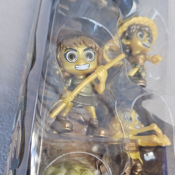 Netflix One Piece Gold Treasure Chest Minifigure 5 Pack PhatMojo Action Figure - Picture 10 of 11